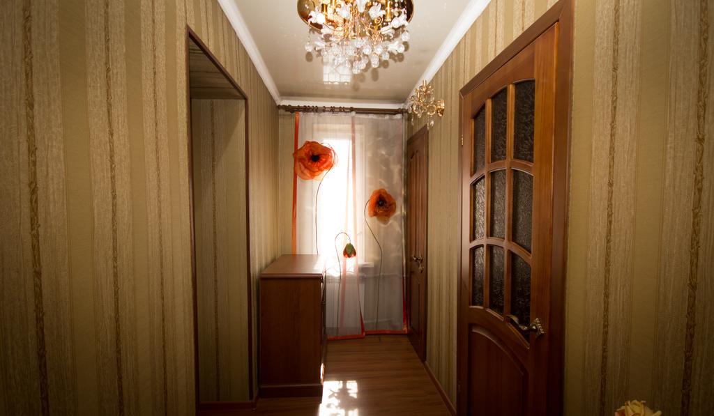 Friends Guest House & Hostel Бишкек Экстерьер фото